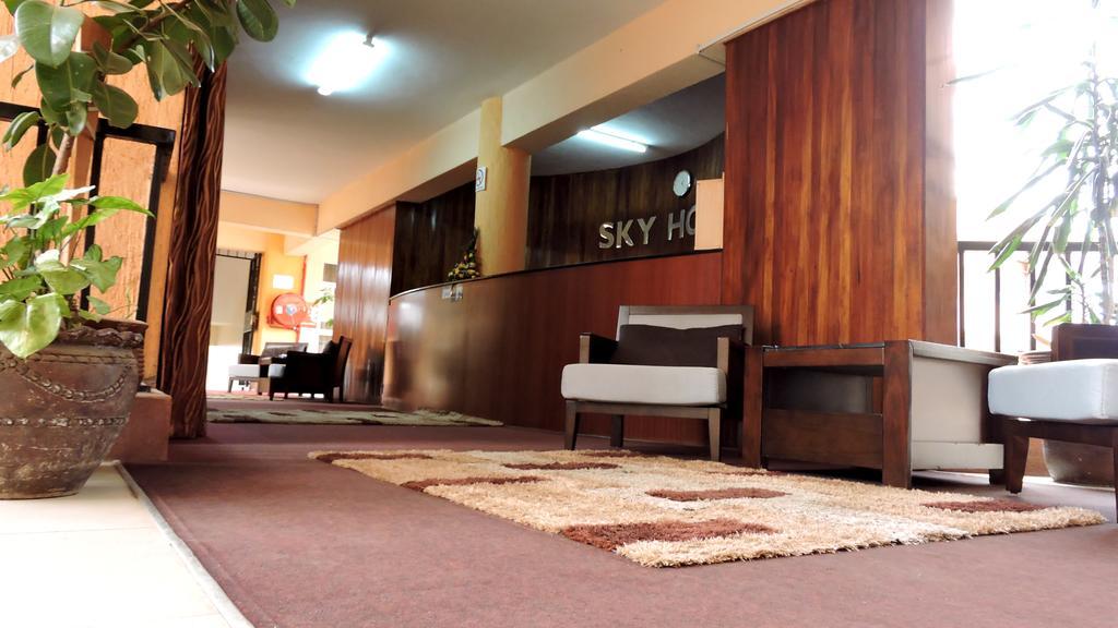 Sky Hotel Nairobi Exterior foto